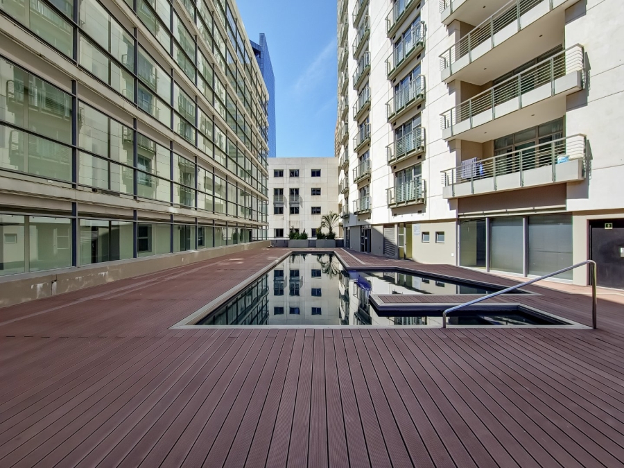 2 Bedroom Property for Sale in Cape Town City Centre Western Cape